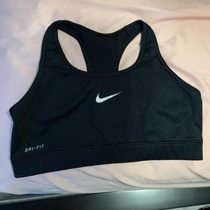Nike sports bra black